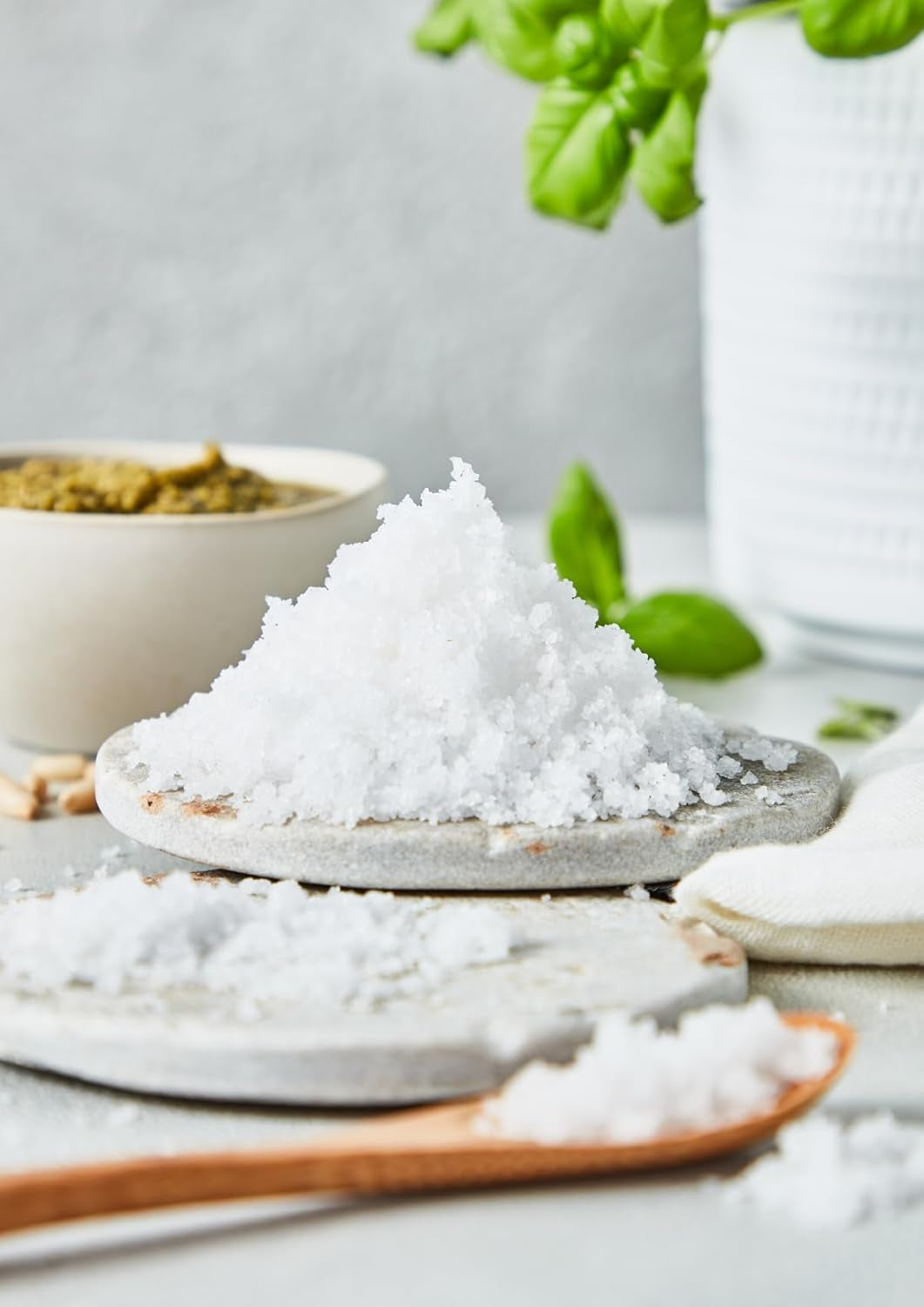 Fuchs Gewürze - Fleur de Sel | Edles Toppingsalz für Spargel, Meeresfrüchte und Fisch | Meersalz in Premium-Qualität | 100 g im wiederverschließbaren Gewürzglas