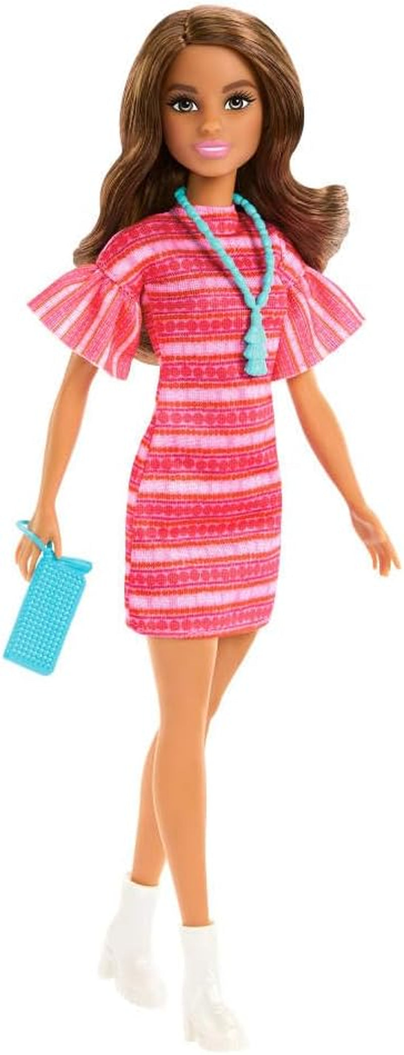 Barbie und Teresa Rezept für Freundschaft Teresa-Modepuppe mit unverkennbarem Outfit zum An- und Ausziehen, mit Accessoires inklusive einer Halskette, JCT02
