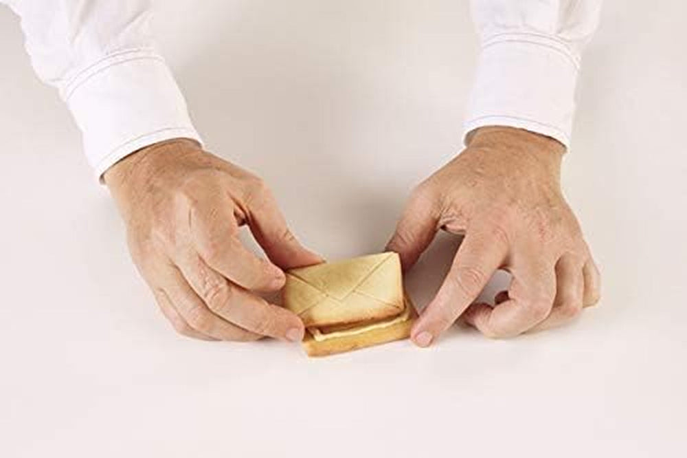 Silikomart | Kit Surprise, Forme de Biscuiți Plic + 80 Foi de Hârtie, Galben, Dimensiuni 75 x 50 mm, Fabricat în Italia