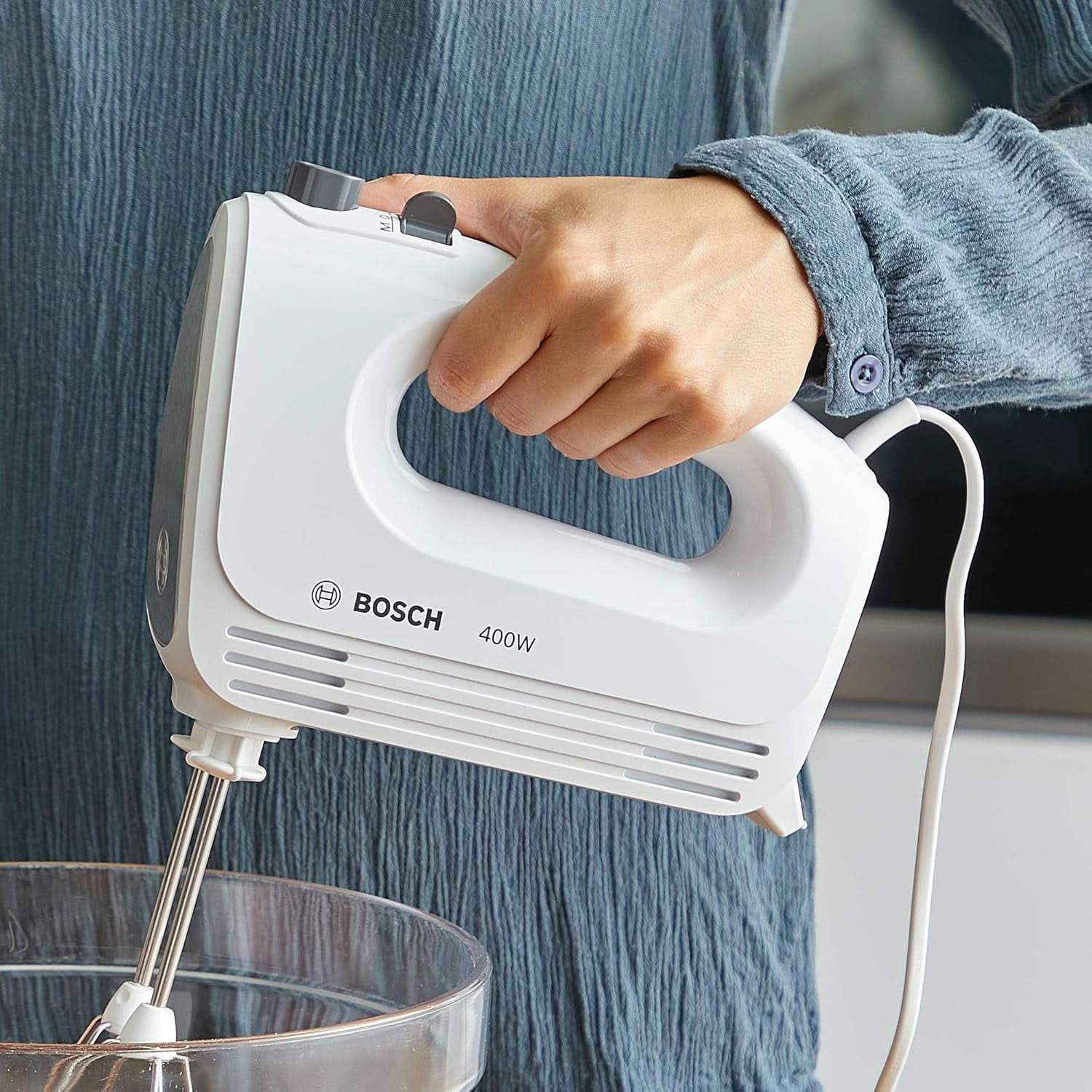 Bosch Hausgeräte Handrührer Clevermixx MFQ24200, 2 Rührbesen, 2 Spülmaschinengeeignet, 4 Stufen, Leicht, Leise, 400 W Weiß/Edelstahl Bucatarie Naty Shop