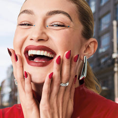 Oja Maybelline New York Super Stay Ink Bonder 008 Passionate Red – ojă de lungă durată pentru unghii puternice și culoare intensă, 12,3 ml