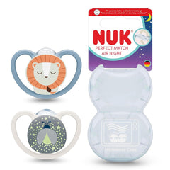Suzete NUK Perfect Match Air Night pentru bebeluși | 0-6 luni | Suzete care strălucesc în întuneric, care promovează circulația aerului și previn salivarea | Acceptare 95% de către bebeluși** | Lion | Pachet de 2