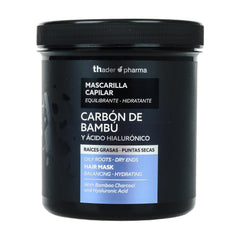 Thader Pharma Mască de păr echilibrantă cu cărbune de bambus și acid hialuronic - Ideal pentru rădăcini grase și vârfuri uscate, 700 ml Masca de par Naty Shop Titlu implicit