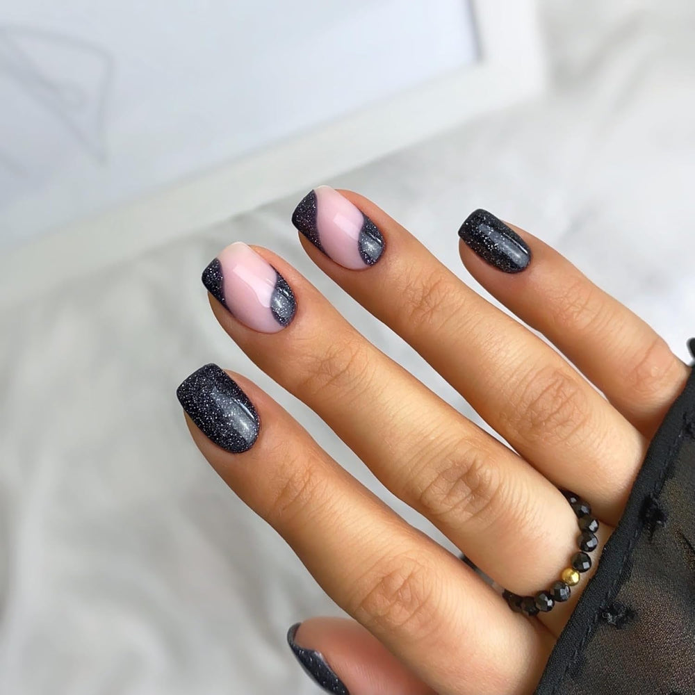 Oja UV Semilac 394 Sparkling Midnight Date 7 ml – Cer nocturn întunecat cu efect de sclipici – Colecția Love Is In The Nails