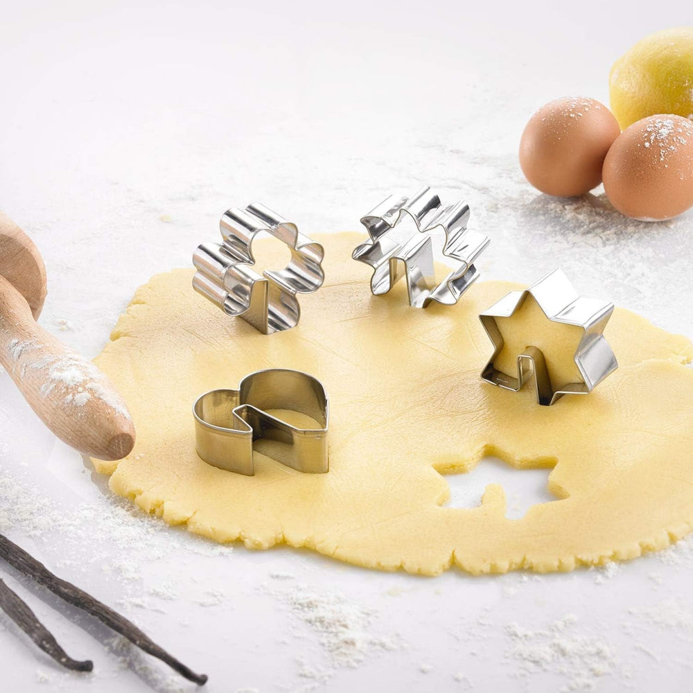 Set de forme pentru biscuiți Westmark, modele asortate, oțel inoxidabil, fursecuri pentru cană, 4 piese, argintii, 31962260