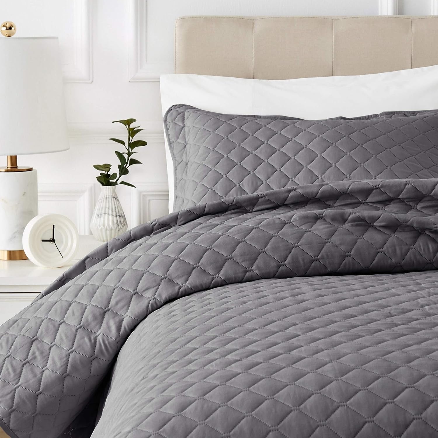 Amazon Basics cuvertură supradimensionată cu relief, 170 X 210 cm, model de diamant gri închis Paturi si Cuverturi Besuche den Amazon Basics-Store 220 X 240 Cm