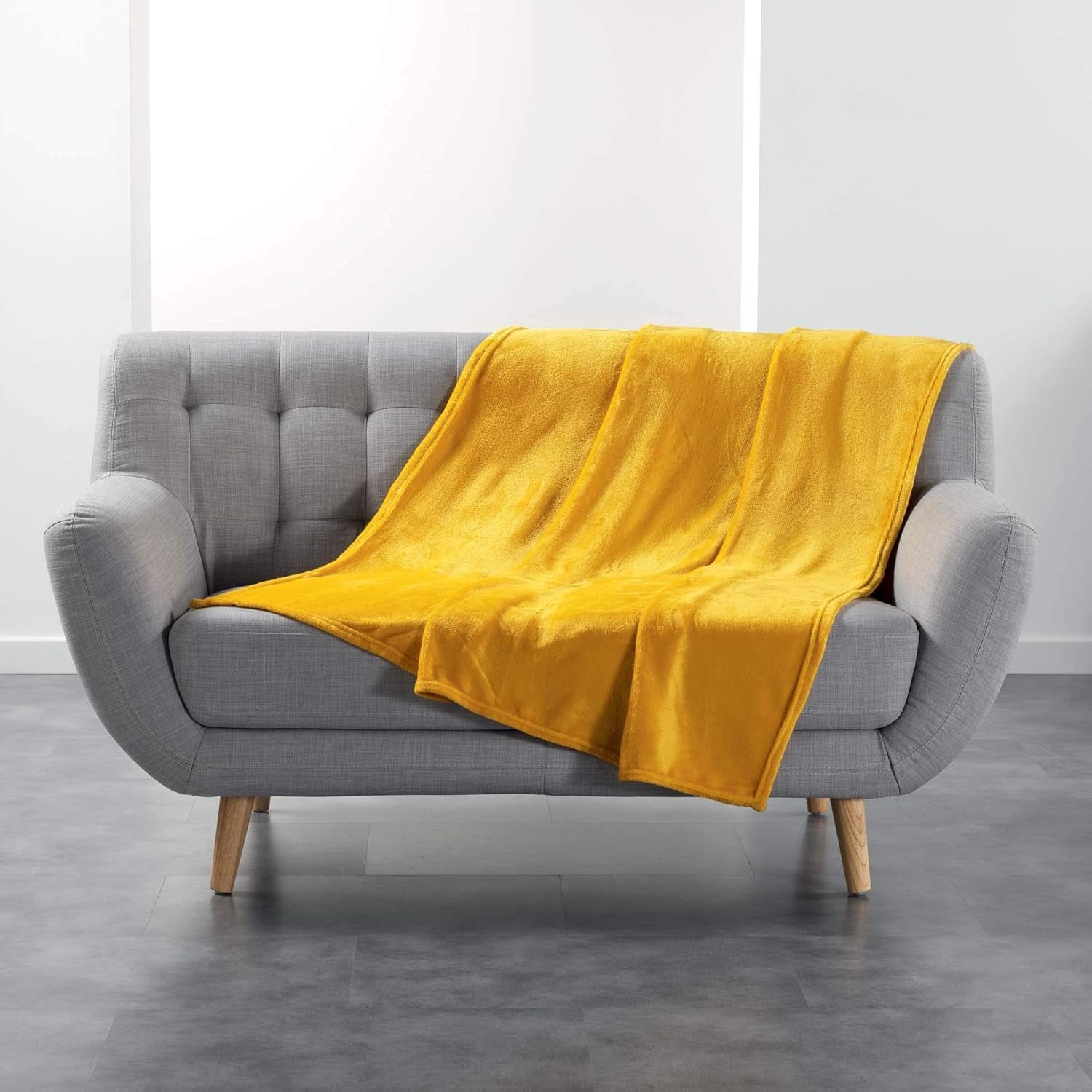 Douceur D'Intérieur Flanou Plaid, Poliester, Gri, 125 X 150 Cm Plapumi si pilote Naty Shop Galben