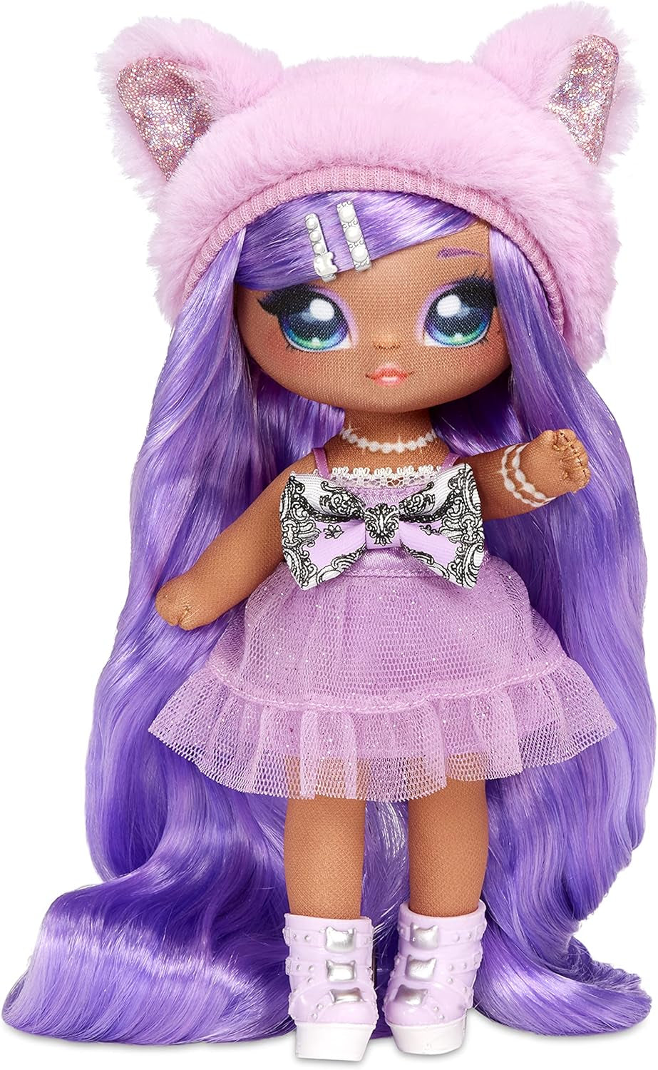Na! Na! Na! SurpriseFamilie - 3er Set Plüschpuppen - 2 Modepuppen mit langen Haaren und 1 Haustier - Lavender Kitty Familie - 12 Accessoires und Outfits und ein niedliches Plüschkätzchen