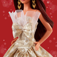 Barbie Signature Puppe, 2025 Holiday, dunkelhaarige Modepuppe mit Kleid in Silber und Gold, saisonale Sammlerpuppe in Einer Verpackung zum Ausstellen und mit Puppenständer, JBJ02
