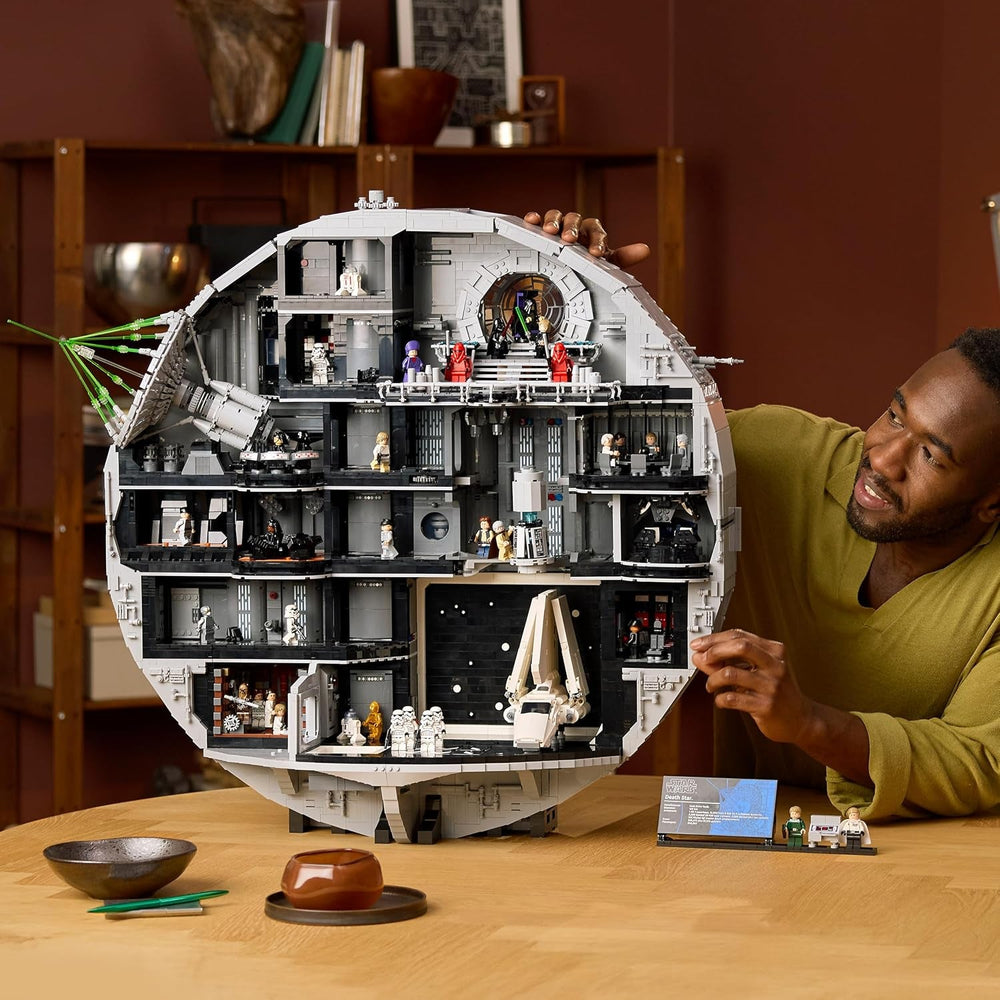 LEGO Star Wars Todesstern - Bauset für Erwachsene - Interaktives UCS-Ausstellungsmodell mit 36 Minifiguren inkl. Luke Skywalker, Han Solo & Darth Vader - Geschenk für Männer, Frauen und Fans - 75419