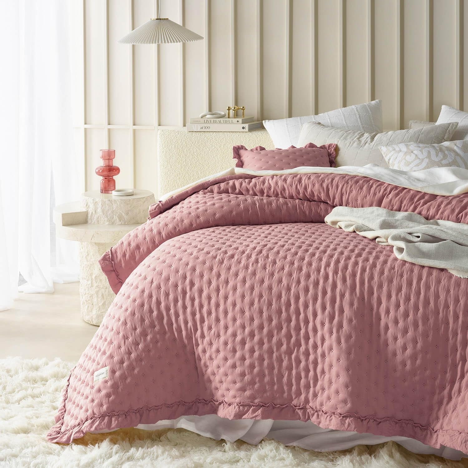 Molly Cuvertură de pat elegantă în roz pudră 170 X 210 cm Cuvertură de pat versatilă ca cuvertură de pat sau canapea Pătură de aruncare pentru pat și canapea Stil de cuvertură Ideal ca cuvertură de pat Paturi si Cuverturi Besuche den ROOM99-Store Roz 220X240