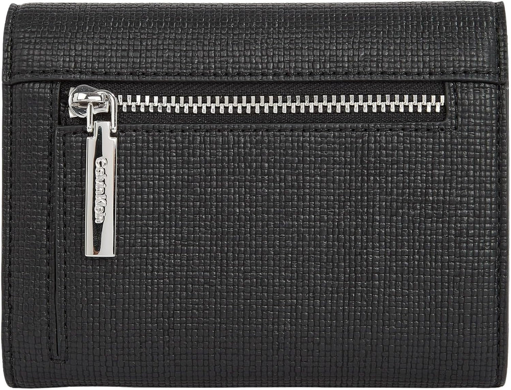 Portofel pentru femei Calvin Klein Daily Medium Trifold Klein, negru (Ck Black), mărime naturală Portofel Femei Naty Shop