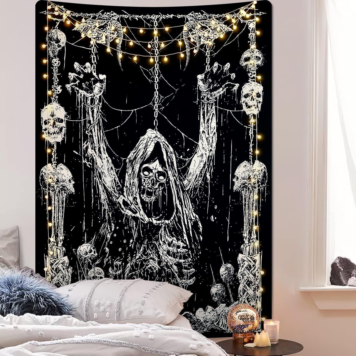 Tapiserie yrendenge craniu uman negru alb Casa - Accesorii si Decoratiuni Naty Shop